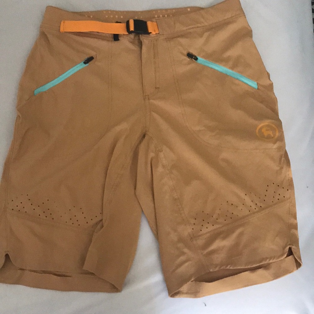 Backcountry Slickrock bike shorts Great shorts worn just a couple of times.